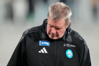 Kent Nielsen skal snart have vendt skuden, hvis ikke Silkeborg IF skal spille i 1. division i næste sæson.