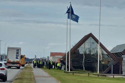 Medarbejderne ved Jeld-Wen på Nystedvej blev evakueret i forbindelse med en brand mandag eftermiddag.