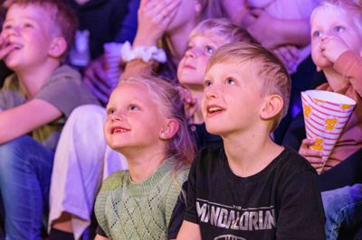 Cirkus Mascot starter endnu engang årets turné i Balling, inden man 147 forestillinger senere slutter af på hjemmebane i Roslev.