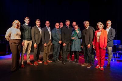 Til et syngende vælgermøde på Fermaten havde hver politiker valgt en sang, der beskrev noget om dem selv.