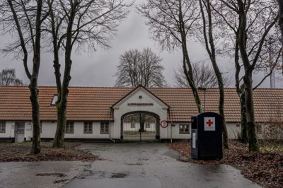 Udrejsecenter Kærshovedgård ligger i Bording ved Ikast i Midtjylland. Centeret åbnede i 2016.