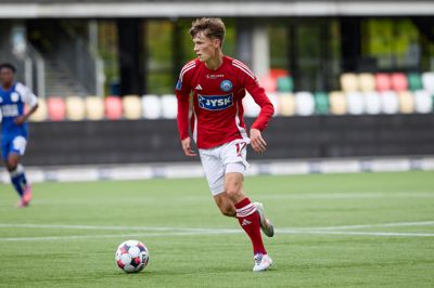 William Kirk var med fra start i testkampen mod Brøndby, og her leverede han en god præstation. Det kunne godt ligne, at det udløser en startplads mod Vejle.