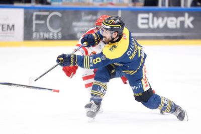 Kyle Maksimovich er den seneste spiller til at bekræfte, at han i næste sæson ikke tørner ud for Herning Blue Fox. Han skifter til Manchester Storm i den britiske liga. Trods de mange afgange forsikrer sportsdirektør Peter Regin, at det bliver en slagskraftig trup, der skal ud at forsvare mesterskabet.