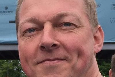Søren Haubjerg Cramer Sørensen er ingeniør og arbejder som teknisk rådgiver. Han bor i Gjellerup med sin kone og deres to piger på 13 og 17 år.