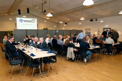 Det er et par uger siden, der var generalforsamling i Aulum og Omegns Erhvervsudvikling. Nu har bestyrelsen fordelt pladserne.