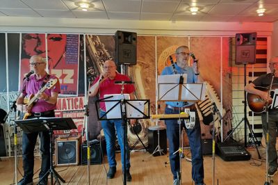 Folkemusikgruppen "Det Hule Host" havde 47-årsjubilæum sidste år. 8. april indtager de Ruskjærholm.