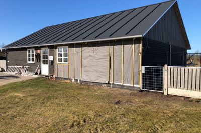 Søby brunkulsmuseum fortsætter med at udvide. Denne gang er det indgangsbygningen, der er blevet meget større forud for sæsonåbningen.