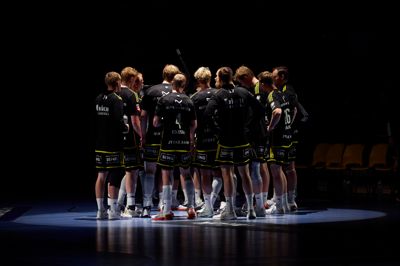 Der er stadig en minimal chance for, at BSH kan nå semifinalerne. Alt tyder dog på, at kampen mod TTH Holstebro bliver sæsonens sidste i Jysk Arena, og derfor tages der afsked med fem spillere, der stopper i klubben.