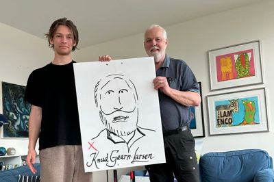 Alfred Valdemar - Knud Gaarn-Larsens barnebarn - har fremstillet sin bedstefars valgplakater. Dem alle tre.