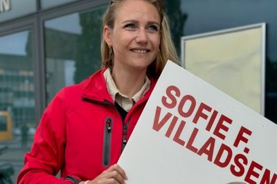 Sofie Falck Villadsen er født og opvokset i Herning. I dag bor hun i Hvidovre, hvor hun er blevet valgt til Folketinget for SF.