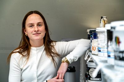 20-årige Lærke Lauth Agerskov, der er i lære som bygningsmaler, skal deltage i DM i Skills i Hjørring fra den 23. april.