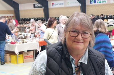 Birgit Fastrup, præsident for Soroptimisterne i Herning, ved kvindernes sidste loppemarked til gavn for kvinder lokalt, nationalt og inernationalt.