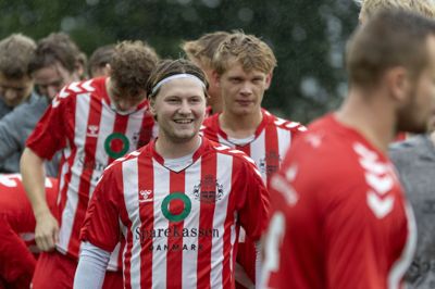 Kasper »Speedy« Henriksen indtog en uvant plads i Sparkær IF's midterforsvar, og det gjorde han så godt, at han modtog fiduspokalen efter sæsonpremieren, der endte med en pointdeler mod BTA.
