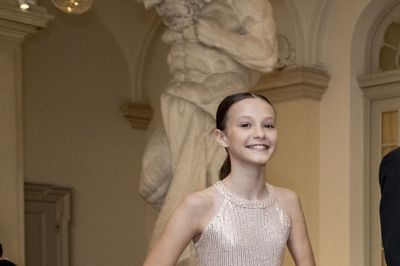 Komtesse Athena skal konfirmeres på amerikansk jord 2. maj i Georgetown Lutheran Church i Washington D.C. Hun skal konfirmeres af den tidligere minister Esben Lunde Larsen.