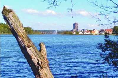 Byens profil set fra Odden.