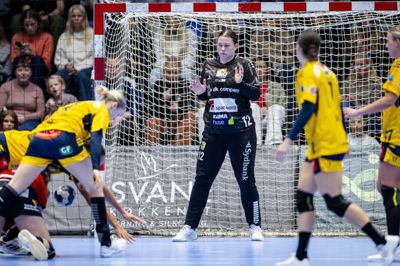 Ikast Håndbold-keeper Filippa Idéhn er gravid og skal ikke spille flere kampe for klubben.