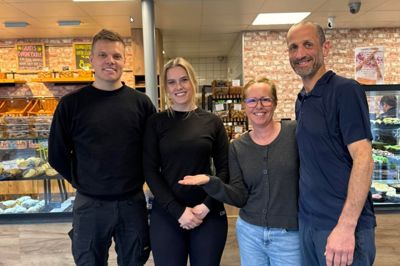 Michael Viktor og Laura Raunsbæk Elkjær Pedersen overtager Bagerhuset i Galten efter Pia og Tonny Pedersen.