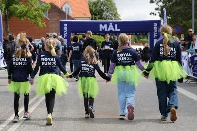 Den bevægelsesglæde og det fællesskab, der opstod under Royal Run 2025 i Viborg, lever videre. Nu er målet er få endnu flere ud at bevæge sig - og meget gerne sammen med andre.