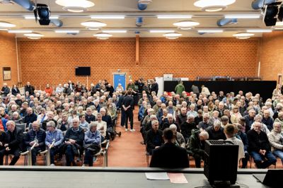 Ikast-Brande Kommune og Mediehuset Ikast-Brande har i de senere år holdt en række velbesøgte informationsmøder sammen. Billedet her er fra foråret, hvor borgere fik et smugkig på MuligHeden i det tidligere Ikast Vestre Skole. 22. oktober inviteres til endnu borgermøde - denne gang i Sportscenter Ikast.
