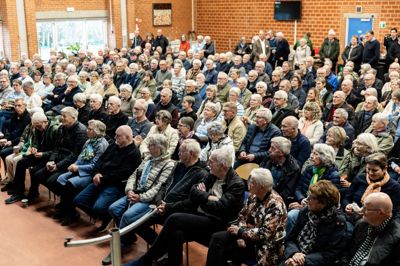 Opbakningen var massiv, da Mediehuset og Ikast-Brande Kommune skød navnekonkurrencen i gang til de to markante bygninger i Ikast med en rundvisning og et læser-arrangement. Nu er navnene fundet.