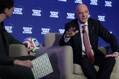 Fifa-præsident Gianni Infantino håber og tror på, at Iran deltager til VM i fodbold.