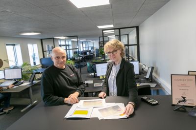 Arne Spicer Lindgren og Helle Frostholm Skjærbæk er klar til at give deres virksomhed videre om nogle år. De er gået i gang med et generationsskifte, som har har en klar slutdato.