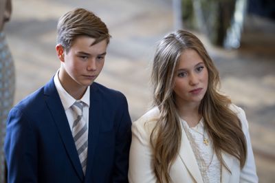 Prins Vincent og Prinsesse Josephine skal lørdag konfirmeres i Fredensborg Slotskirke, hvorefter familien skal fejre den store dag i privat fest.