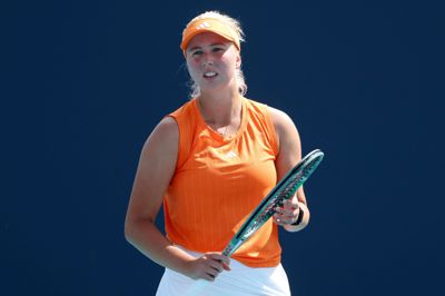 Clara Tauson sidder over i første runde i Madrid Open.