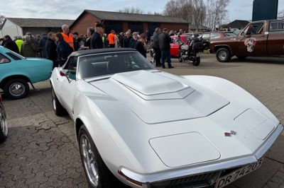 Der var mellem 200 og 300 veterankøretøjer, der lagde vejen forbi Autogården til Videbæk Handel og Erhvervs veterantræf.