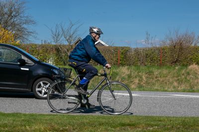 71-årige Mads Gudiksen kan ikke undvære sin cykeltur til og fra arbejde.