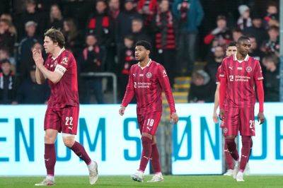 21-årige Pedro Bravo (i.m.) imponerede Folkebladets udsendte. Både med og mod bolden dominerede han sit territorium på banens midte.