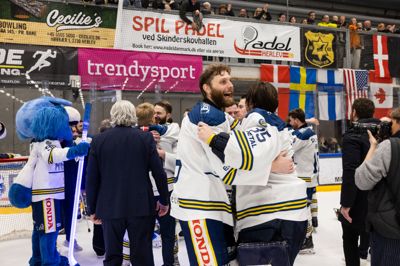 Martin Eskildsen (i.m.) og resten af Blue Fox-holdet kan se frem til minimum seks storkampe i Champions Hockey League efter sommerferien.