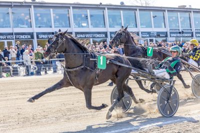 Lonesomerider viser stilen ved sejr i år i Frosty Hanovers Mindeløb.