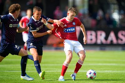 Randers FC vil gøre alt for at hente SIF og Callum McCowatt i tabellen, men Randers FC mangler ligesom SIF både FCK og OB i de sidste kampe.