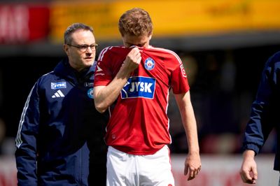 Andreas Poulsen er ikke vant til at få fiberskader. - Jeg tror, jeg prøvede det for fem-seks år siden, så det er heldigvis lang tid siden. Men man ved, det kan komme, når der er mange kampe for tiden. Det kan ske, og det er jeg ærgerlig over, siger venstrebacken.