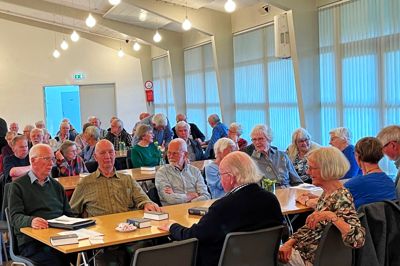 100 mennesker var tirsdag aften samlet til generalforsamling i Brejning Egnsmuseum og Lokalhistorisk Arkiv. Det foregik i Spjald Kulturhus og efter kaffen blev der vist film.
