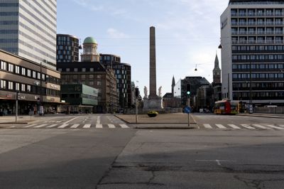 Strækningen, der går forbi Tivoli og Industriens Hus, lukker for biltrafik frem til december.