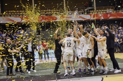 Bakken Bears, der her fejrer en pokaltitel, er klar til DM-finalen.