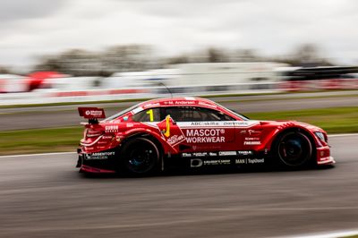 Selected Car Racing giver den fuld gas på Jyllandsringen i weekenden.