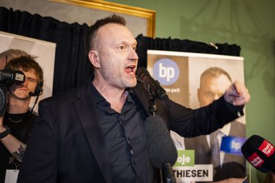 Det var en begejstret Lars Boje Mathiesen, der troppede op til valgfest på Christiansborg til folketingsvalget. Her kom partiet ind med fire mandater.