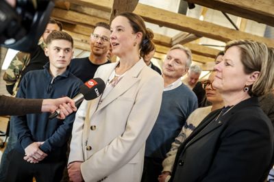 Borgmester Marie-Louise Brehm Nielsen fra lokallisten Din Stemme var utilfreds med kritisk artikel, hvor der optrådte anonyme kilder.