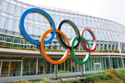 IOC har nu besluttet at hæve de restriktioner, der har været for atleter fra Belarus, der igen må stille op under eget flag.