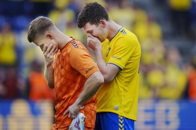 AGF knuste Brøndbys gulddrømme i 2024. Søndag kan AGF måske blive mester på Brøndby Stadion, og det vil Brøndbys fans for alt i verden ikke være vidner til.