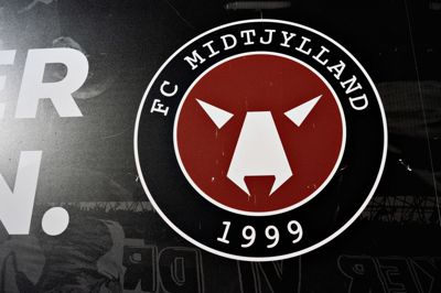 FC Midtjyllands fodboldkvinder skal alligevel ikke i aktion lørdag eftermiddag.
