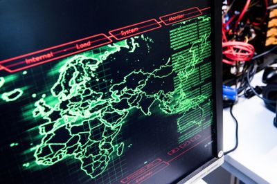 100 unge dyster lørdag mod hinanden i discipliner som cybersikkerhed, informationssøgning og hacking. Det sker ved de nationale cybermesterskaber, der finder sted hos Aalborg Universitet i København.