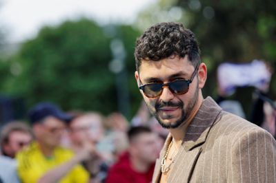 Norges Eurovision-show er ifølge arrangørerne »for sexet« og har fået en advarsel. Også Israel har fået en advarsel. Det skyldes, at Israels Eurovision-deltager, Noan Bettan, har opfordre fans til at sende alle stemmer til ham.