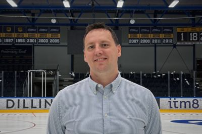 Mark von Meyren Høg er tiltrådt som ny økonomi- og administrationschef. Han kommer primært med erfaring fra produktionsvirksomheder og ser ud frem til at prøve kræfter med en helt anderledes branche.
