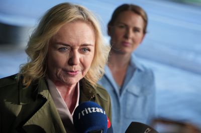 De Konservatives formand, Mona Juul, bevarer sin optimisme, selv om det ser meget svært ud med at kunne danne en borgerlig regering, så længe DF-formand Morten Messerschmidt har ét særligt krav.
