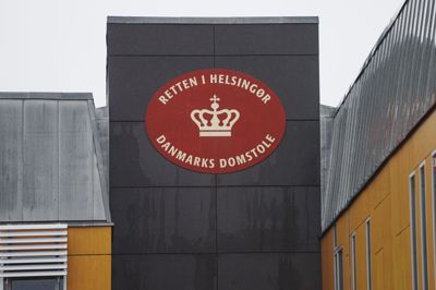 Retten i Helsingør behandler i september og oktober en omfattende sag om overgreb mod i hvert fald fem børn. De fem identificerede forurettede i sagen er den tiltalte mands plejebørn samt hans datters veninder.