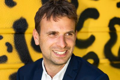 Forstander på Krogerup Højskole, Rasmus Meyer er hovedtaler, når der er grundlovsmøde på Himmelbjerget 5. juni.